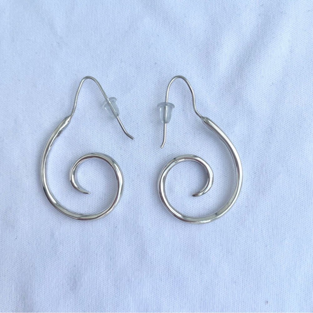 Vintage Style Spiral Sterling Silver Drop Earrings Fish Hook Closure